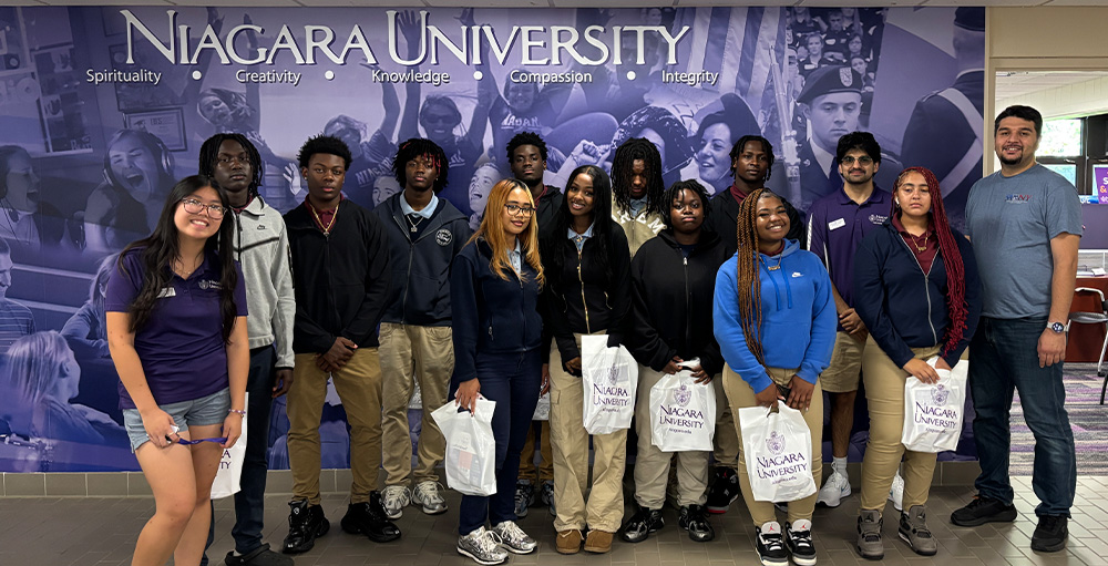 SANY Students Visit University at Buffalo and Niagara University