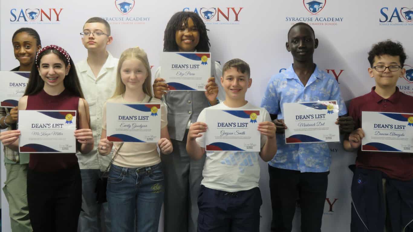 SAS MS Celebrates Academic Excellence at Dean’s List Dinner